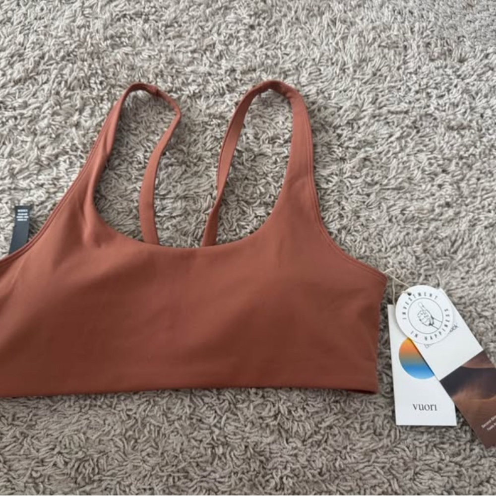 Vuori Women's Terracotta Sports Bra & Leggings